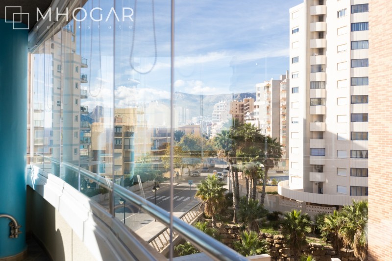 Precioso apartamento con vistas al mar y puerto de Calpe!
